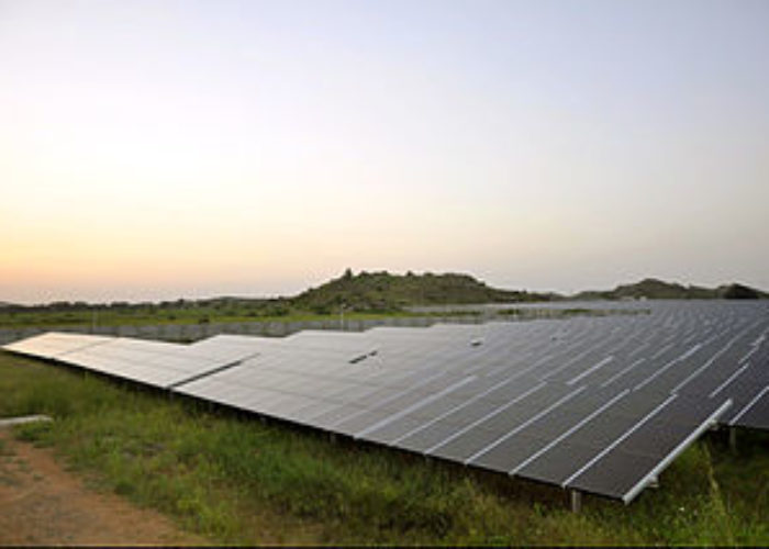 Uttar_Pradesh_SolarPlant_-_Citizenmj