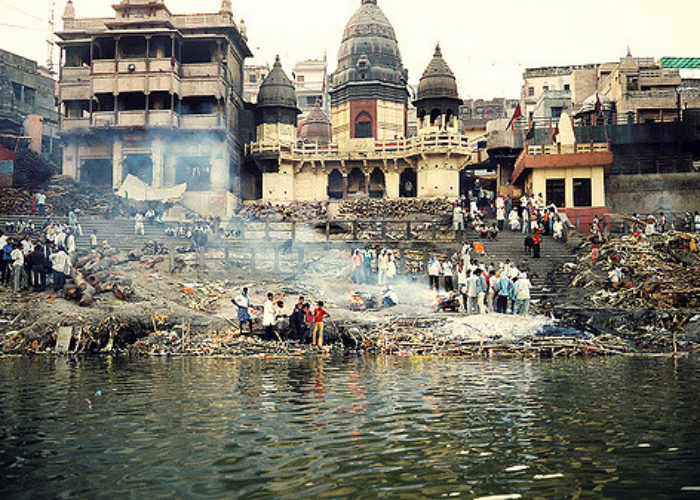 Varanasi_India_flickr_Lyle_Vincent
