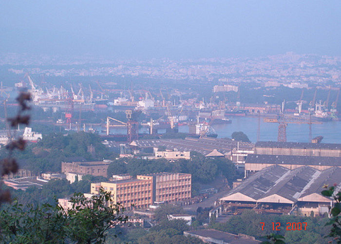 Vizag_port_india_flickr_pulkit_Sinha