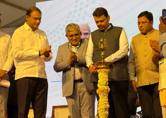 The plant, with a capacity of 10GW each for solar ingots and wafers, is spread across 300 acres. Image: Waaree Energies.