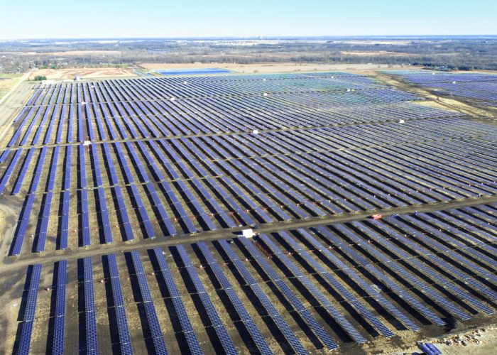 The 127.5MWdc Wapello Solar project in Iowa was developed by Clēnera and completed earlier this year. Image: Sungrow.