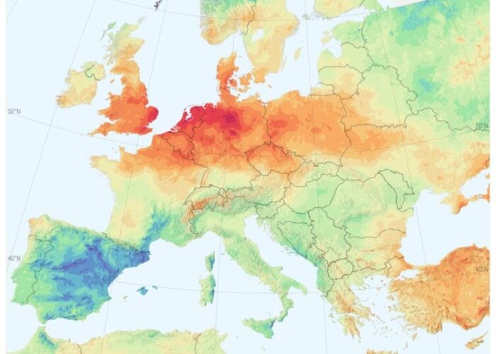 Map showing that Western Europe has seen its solar irradiance above average in March 2025.
