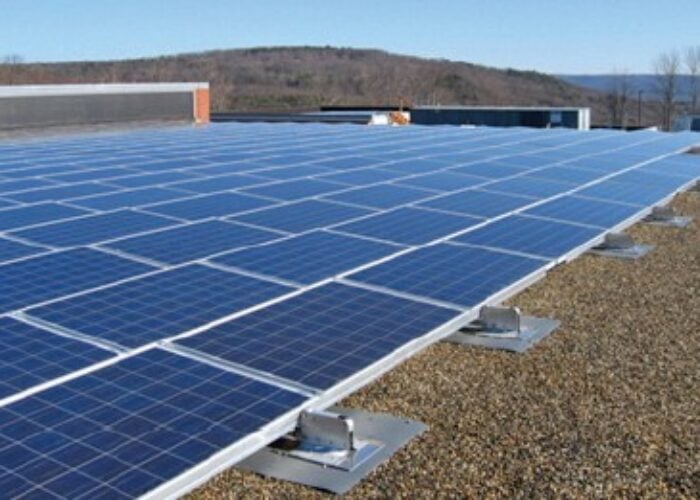 candian_solar_ref_usa_winsted