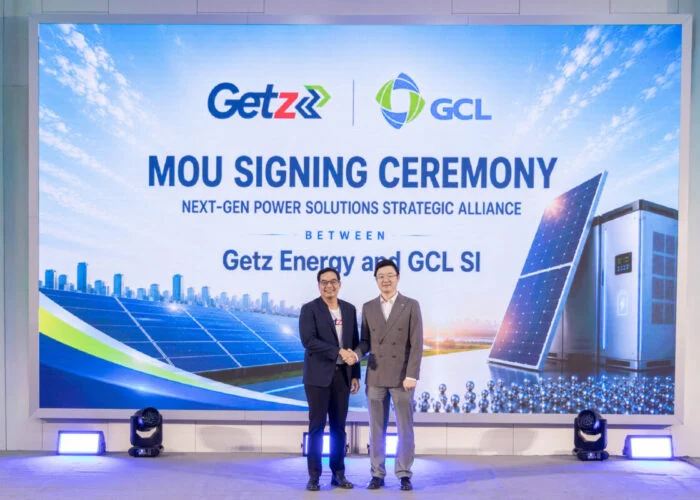 The GCL SI - Getz Energy signing ceremony.
