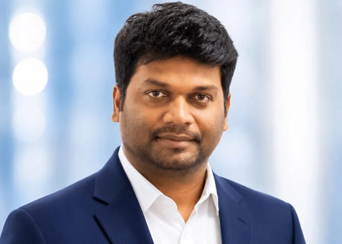 Manoj Pothireddy headshot.