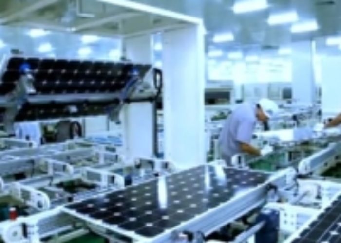 jinko_solar_module_assembly_plant-200x150