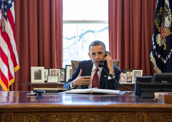 obama_on_phone_flickr_whitehouse