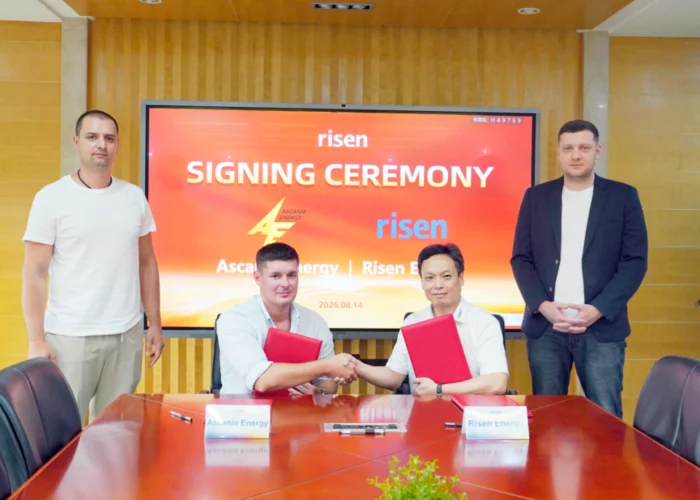 The Risen-Ascania signing ceremony.
