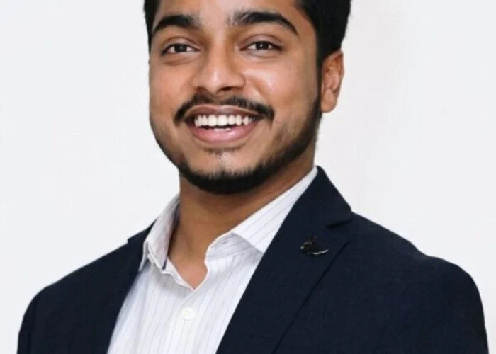 The core challenge for the renewable sector is increasingly clear: standalone solar generates power when the sun shines, not when the grid needs it most. Image: Shubham Kumar Prajapati.