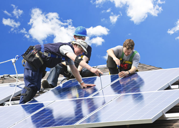 solar_install_dnvgl_cropped_