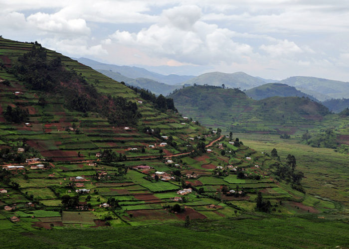 uganda_landscape_credit_Neil_Palmer-slash-CIAT