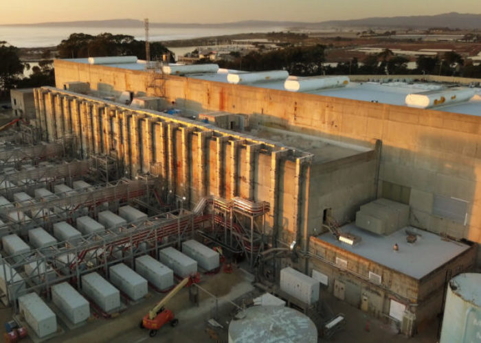 vistra-moss-landing-battery-building-768x432